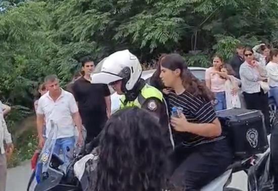 Hatay'da LGS'ye geç kalan öğrencilerin yardımına polis yetişti