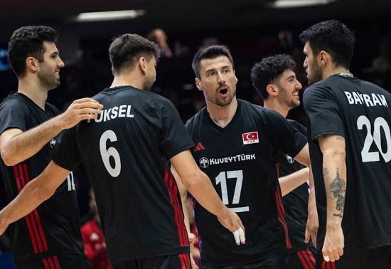 Filenin Efeleri, Kanadayı 3-2 mağlup etti
