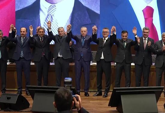 CHP'li 4 başkan AK Parti'ye mi geçecek?
