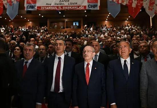 CHP’de grup yönetimi belli oldu! "Paralı figüran" krizi yargıya taşındı