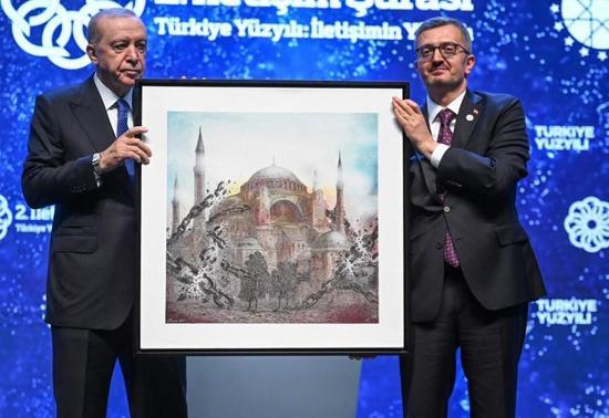 Cumhurbaşkanı Erdoğan'a Ayasofya tablosu hediye edildi