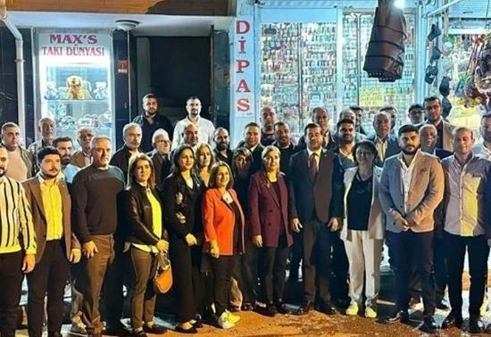 Hatay'da CHP'den 54 kişi istifa etti