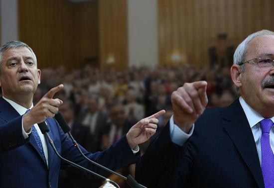 Bu kez aynı salon farklı parti! Kılıçdaroğlu ve Özel peş peşe konuşacak