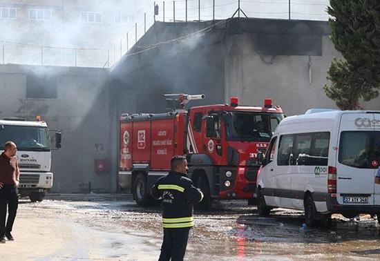 Gaziantep'te tekstil fabrikasında yangın!