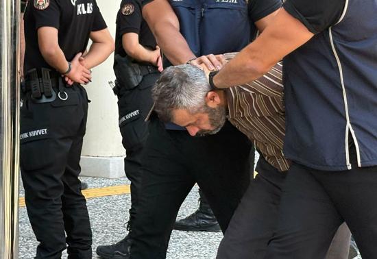 FETÖ'cü Burkay Karatepe'nin ablasıyla gizli yazışmaları ortaya çıktı