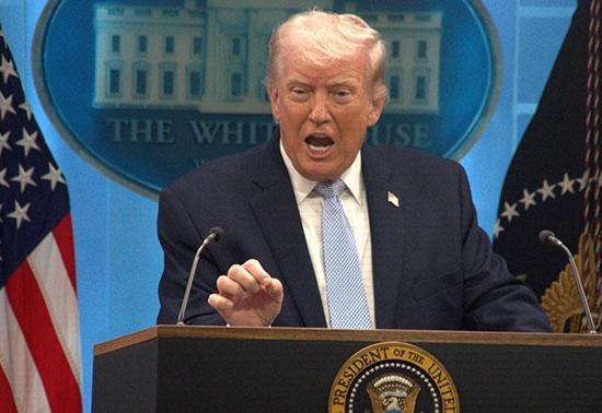 Trump: İran anlaşma yapmak için yalvarıyor