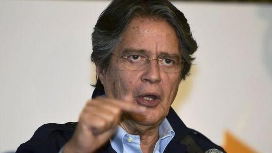 Ekvadorda başkan adayının yolsuzluk iddialarını yayınlamayan medyaya ceza