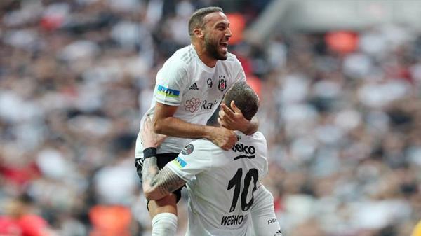 Beşiktaş'ın Galatasaray derbisi ilk 11'i belli oldu! - Orta Çizgi - Beşiktaş  Haberleri