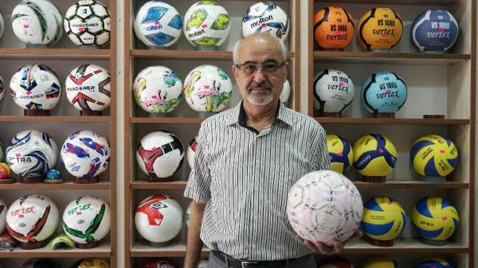 42 senedir top tamiratı yapıyor