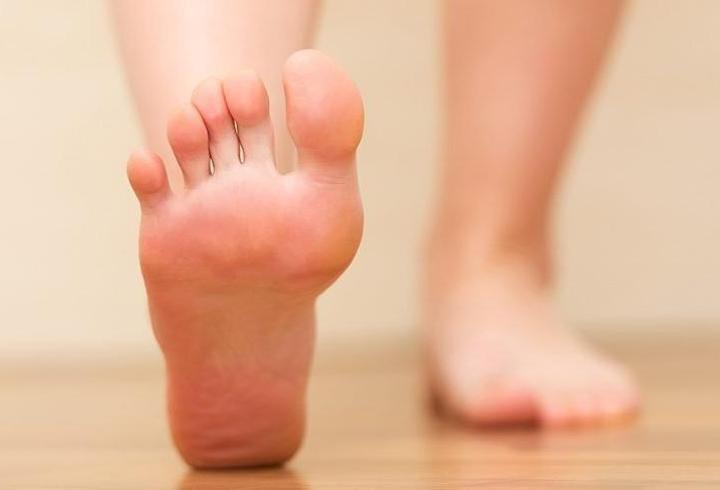 Ayak Bileği Ağrısı Neden Olur, Nasıl Geçer? Ayak Bileği Ağrısının Tedavisi Nasıl Yapılır?
