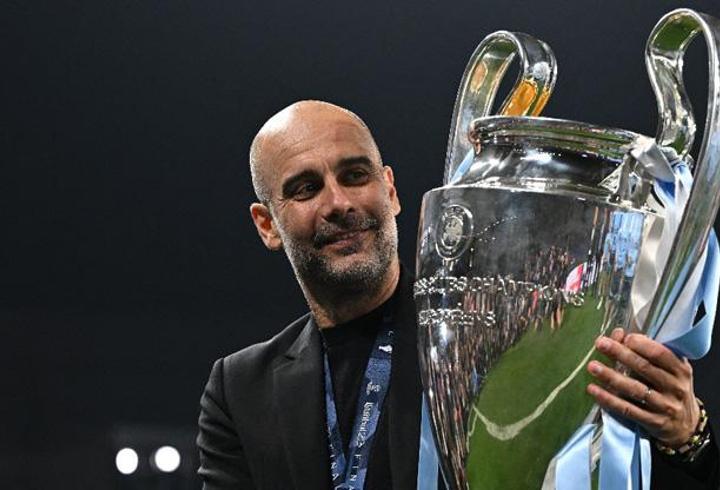 Pep Guardiola, iftar molasını yuhalayan İngiliz taraftarlara tepki gösterdi
