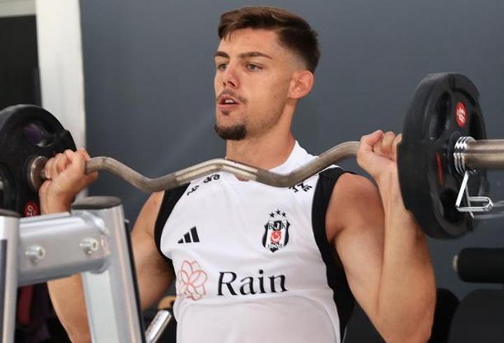 Beşiktaş Montero'yu satılığa çıkardı! Bonservis bedeli belirlendi...