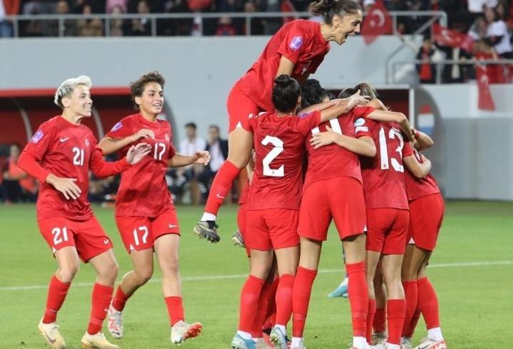 A Milli Kadın Futbol Takımı'nın aday kadrosu belli oldu
