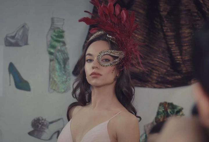 Yalan Duru kimdir? Eylül Tumbar kaç yaşında, hangi dizilerde oynadı?