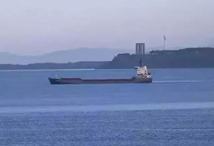 Çanakkale Boğazı'nda gemi trafiği yeniden açıldı