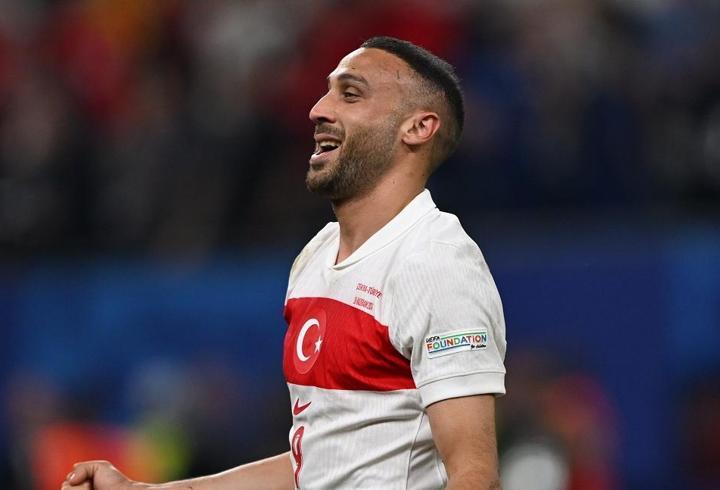 Dünya Kupası resmî hesabı da Cenk Tosun’un golüne kayıtsız kalamadı