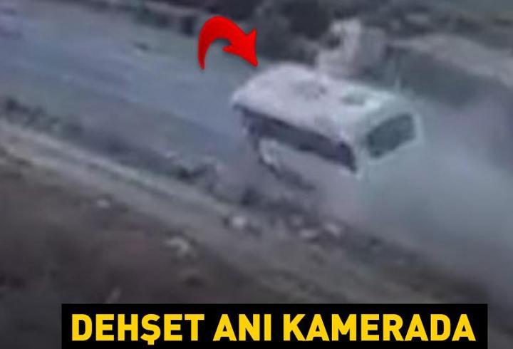 Mersin'de 2 kişinin öldüğü 35 kişinin yaralandığı kaza anı kamerada