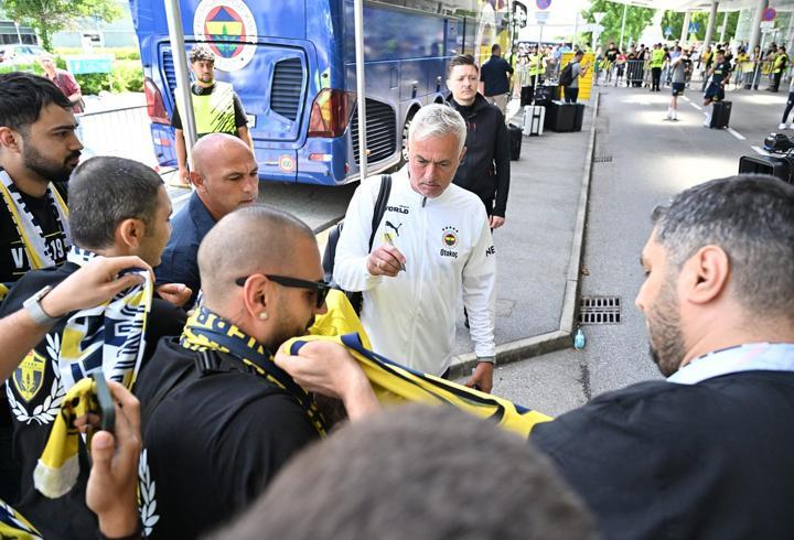 Fenerbahçe kafilesi Avusturya'ya geldi!