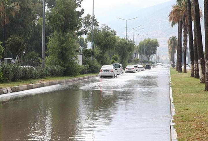 Hatay'da sağanak etkili oldu