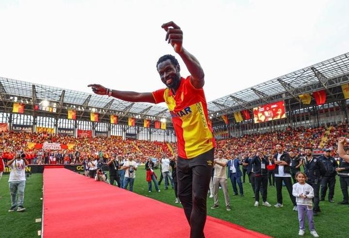 Göztepe, Mame Diouf’a veda etti