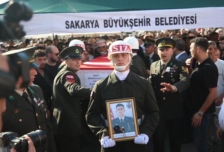 Şehit Astsubay Kıdemli Çavuş Talay, son yolculuğuna uğurlandı