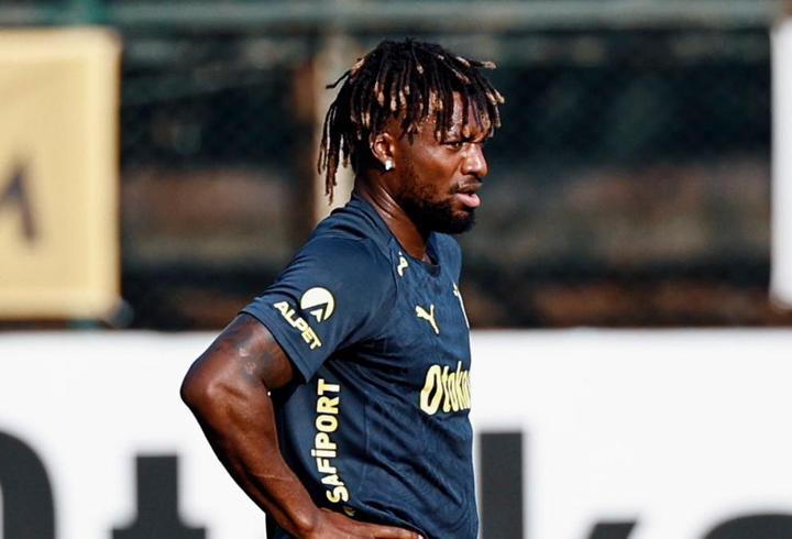 Fenerbahçe'de Allan Saint-Maximin gelişmesi! Antrenmana çıkamadı...