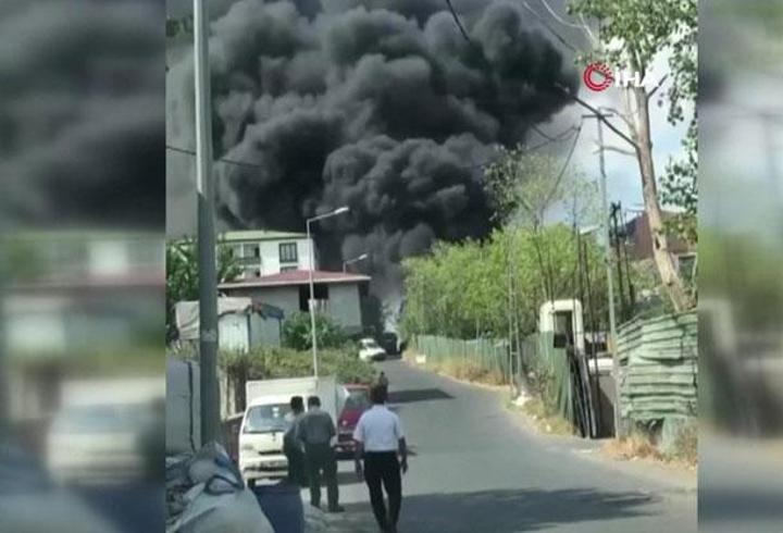 SON DAKİKA... Avcılar'da iş yerinde yangın: Patlamalar yaşandı