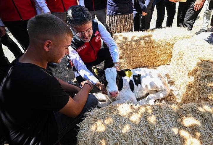 Bakan Yumaklı müjdeyi verdi! Hayvancılıkta yeni destek sistemi