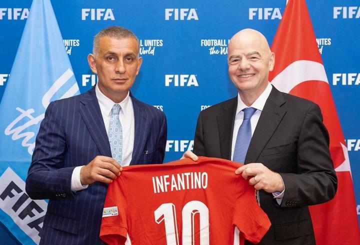 İbrahim Hacıosmanoğlu, Gianni Infantino ile görüştü