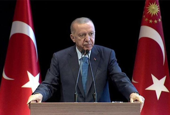 SON DAKİKA HABERİ... Cumhurbaşkanı Erdoğan'dan muhalefete 'Mavi Vatan' tepkisi: 'Masal' diyerek birilerine göz kırpıyorlar!