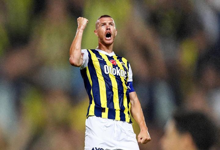 Edin Dzeko'nun yeni adresi belli oluyor! Kararını verdi...