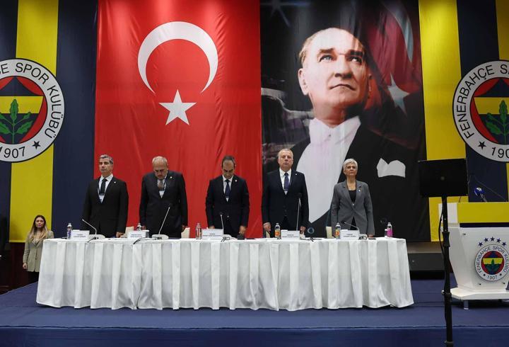 Fenerbahçe'de erken seçim gelişmesi! 9 bin 700 imza teslim edildi...