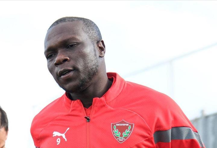 Vincent Aboubakar, Süper Lig'de kalıyor!