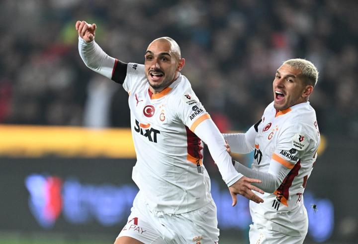 Galatasaray'da Ahmed Kutucu'ya, Süper Lig ekibi talip oldu