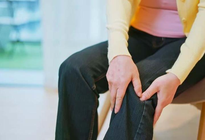 Bacaklarda gece artan kramp ve kaşıntı hangi damar hastalığının habercisi olabilir?