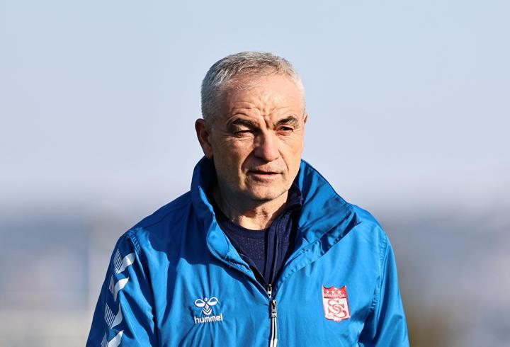Sivasspor'da Rıza Çalımbay yönetiminde ilk antrenman