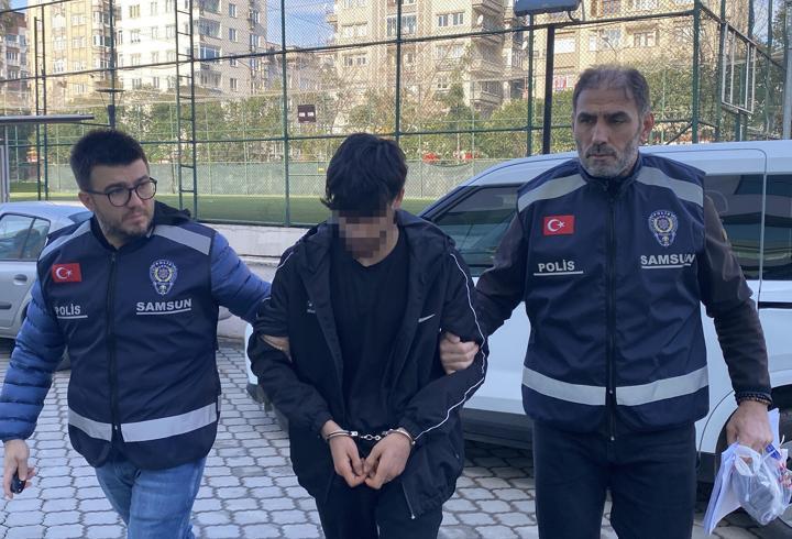 Nişanlısını parkta darbetti, gözaltına alındı