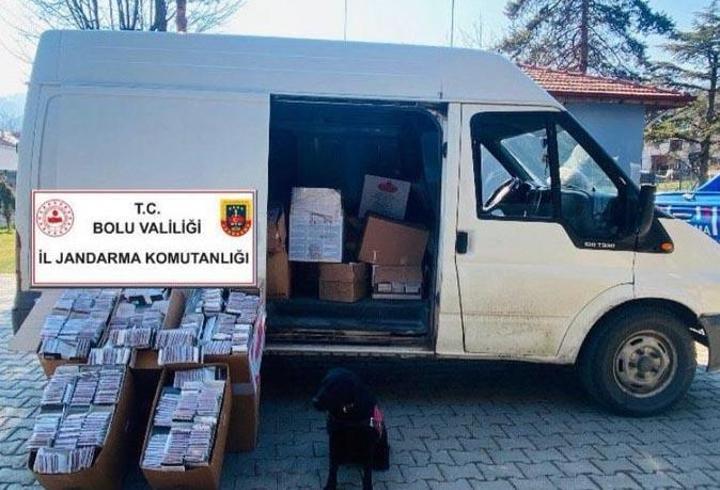 Jandarma ekipleri tarafından binlerce tütün dolu makaron ele geçirildi