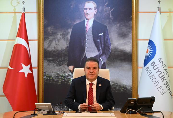 Başkan Böcek'in 8 Mart mesajı