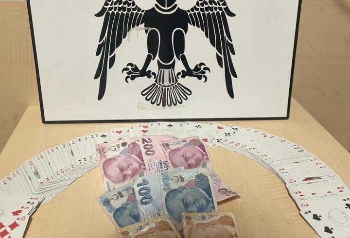 Trabzon'da kumar oynayan 5 kişiye 45 bin 235 lira ceza kesildi