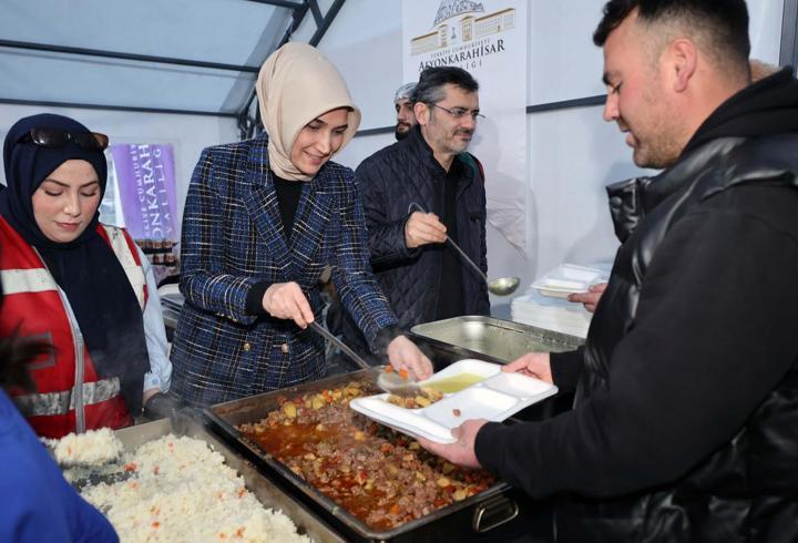 Vali Yiğitbaşı iftara katıldı