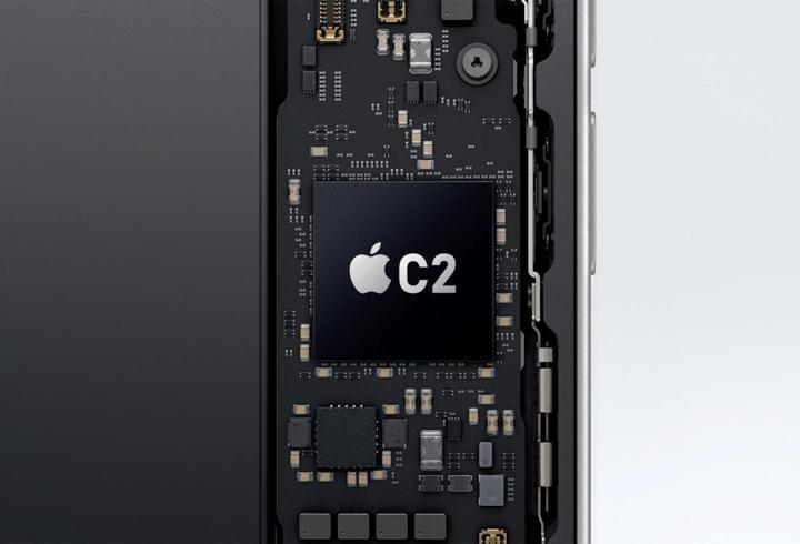 Apple, C1 5G modem çipinden sonra gaza bastı