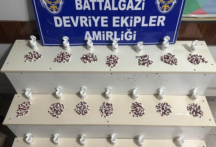 Malatya'da uyuşturucu operasyonunda 2 şüpheli yakalandı
