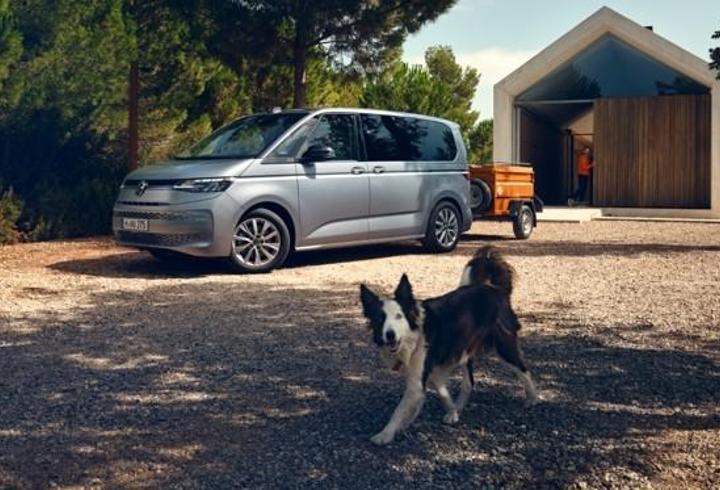 Volkswagen Multivan yenilenen özellikleriyle satışa çıktı