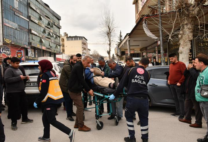 Adıyaman’da otomobilin çarptığı yaya yaralandı