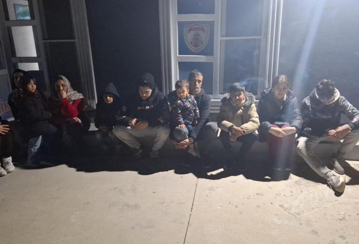 Çanakkale'de 13 kaçak göçmen yakalandı