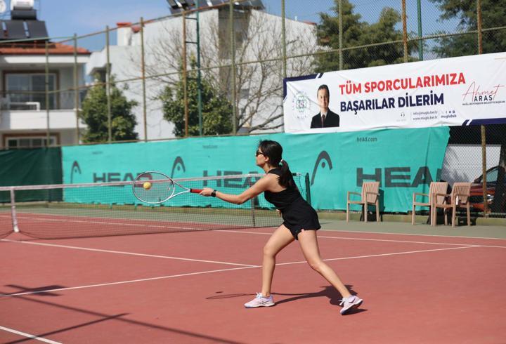 Muğla'da kadınlar 8 Mart'ı sporla kutladı
