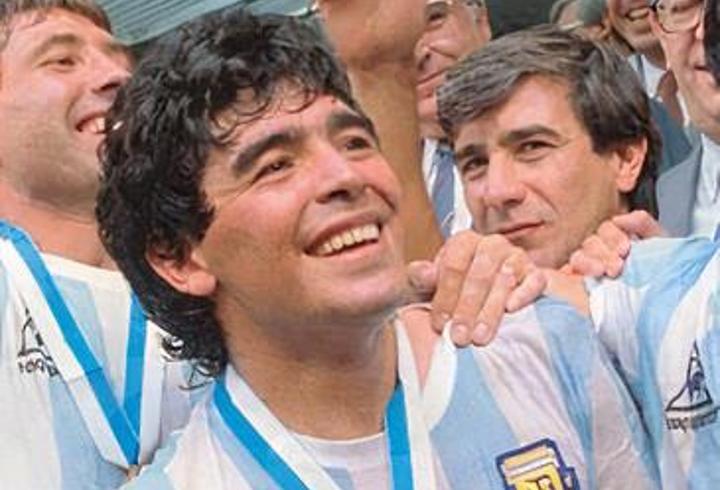 Maradona ihmal sonucu mu öldü? Bu soruya yanıt arayan dava başladı