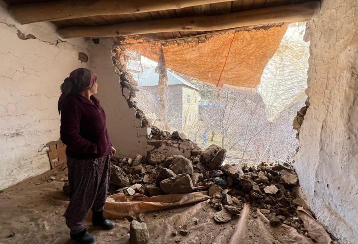 Irak'taki depremde sınır köyünde 20 evde hasar oluştu