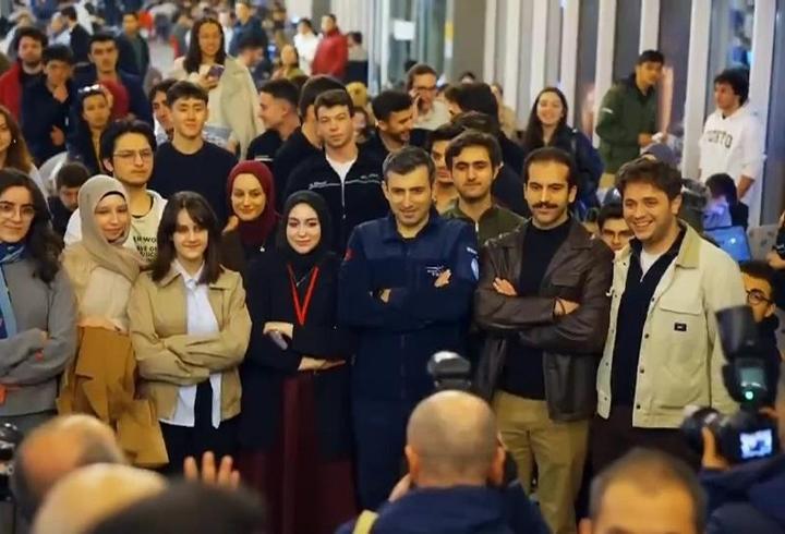 İTÜ'de kardeşlik iftarı: İftar programına Bayraktar ve Varank da katıldı
